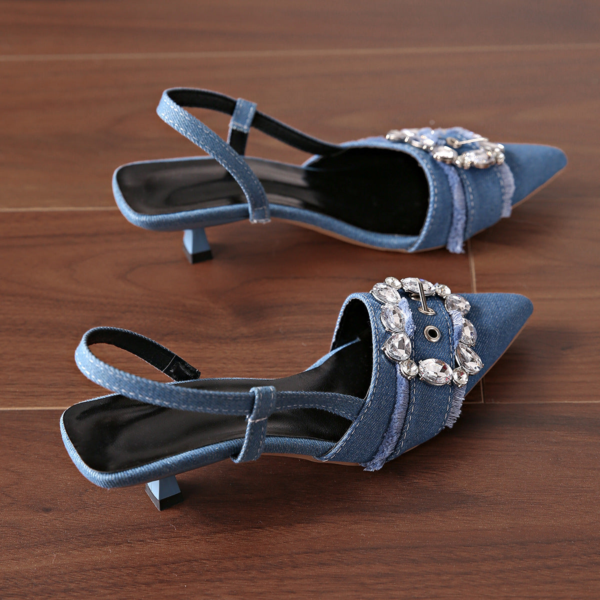 Daş-Qaşlı Denim Hündürdaban Sandallar